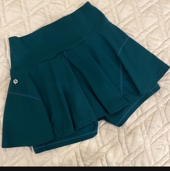 ISO (In Search Of) Popflex Oasis/Emerald/meadow/etc Skort in L or XL or 1X - Picture 2 of 4